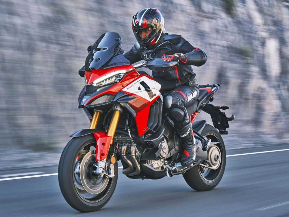 DucatiMultistrada V4 S 2022 - 3/4 frente