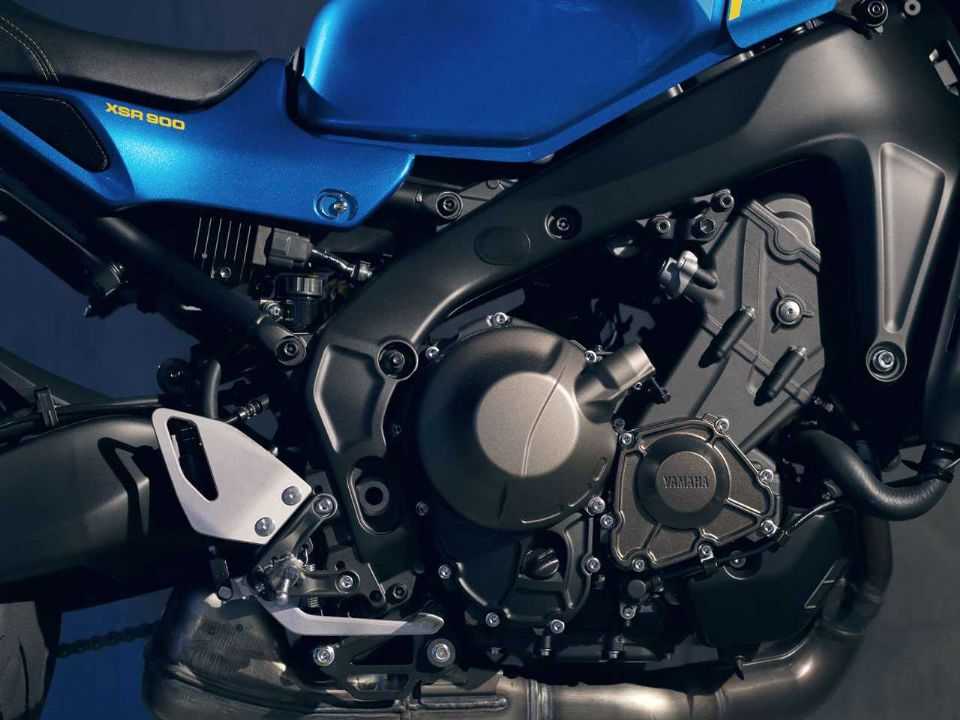 YamahaXSR900 2022 - acelerador