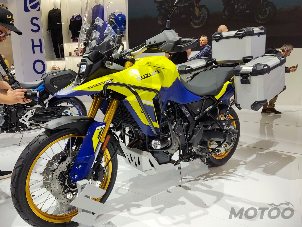 SuzukiV-Strom 800DE 2023 - 3/4 frente