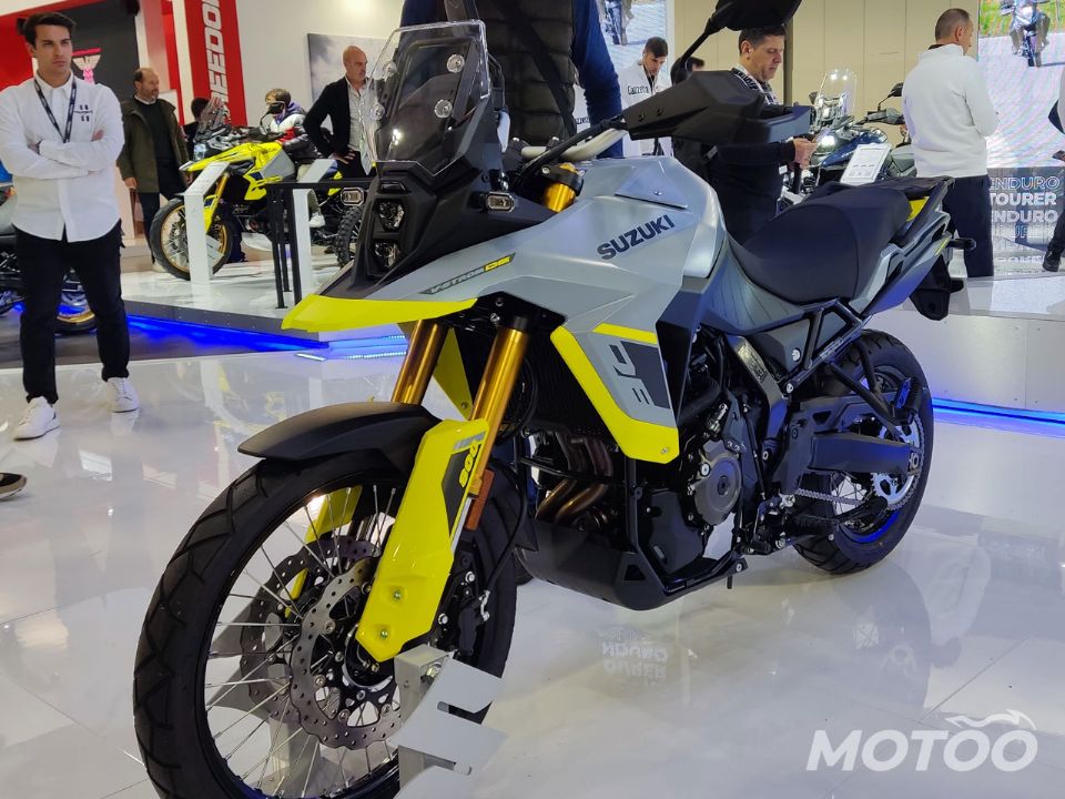 SuzukiV-Strom 800DE 2023 - 3/4 frente