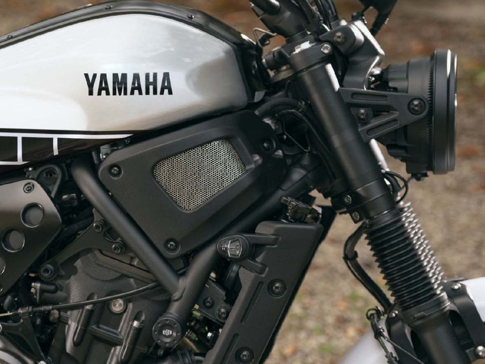 YamahaXSR700 Legacy 2023 - lateral