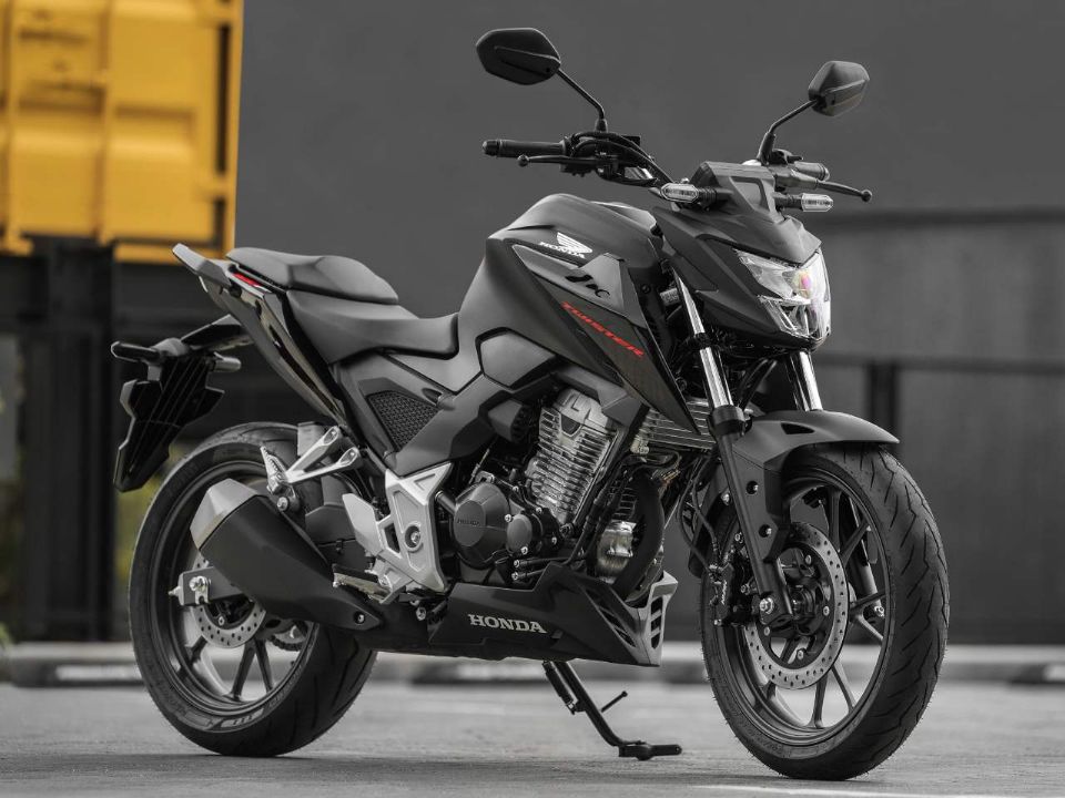 Galeria de fotos Qual o preço praticado da Honda CB 300F Twister 2023