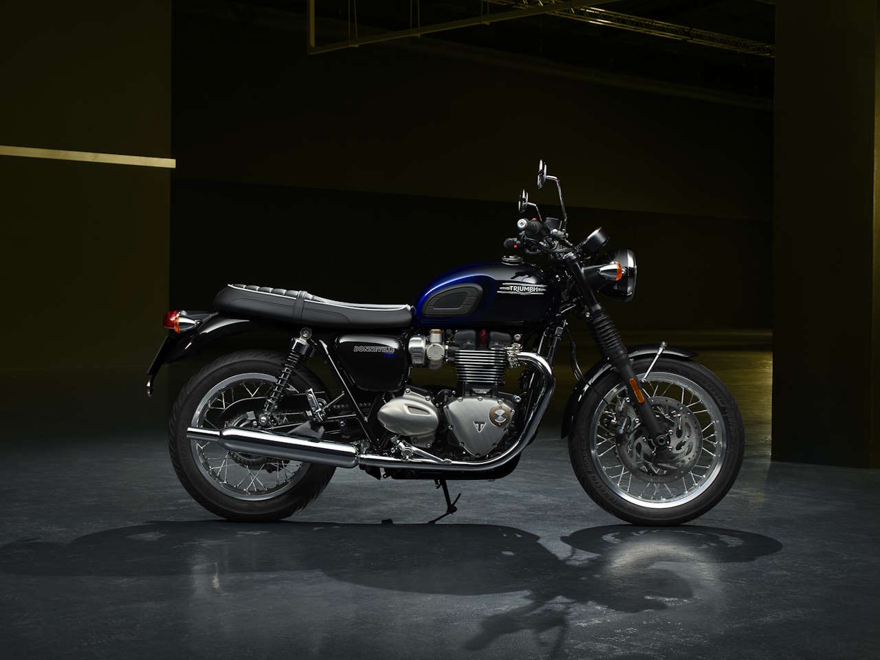 TriumphBonneville T120 2024 - lateral