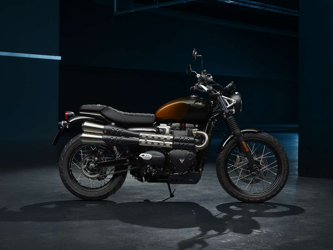 TriumphScrambler 900 2024 - lateral