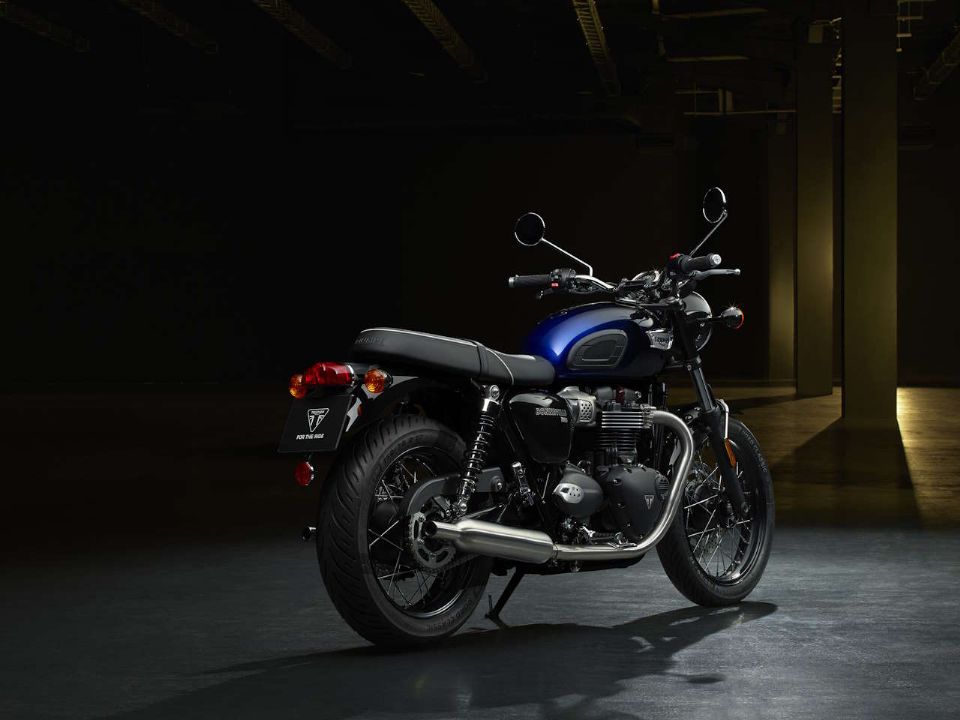 TriumphBonneville T100 2024 - 3/4 traseira