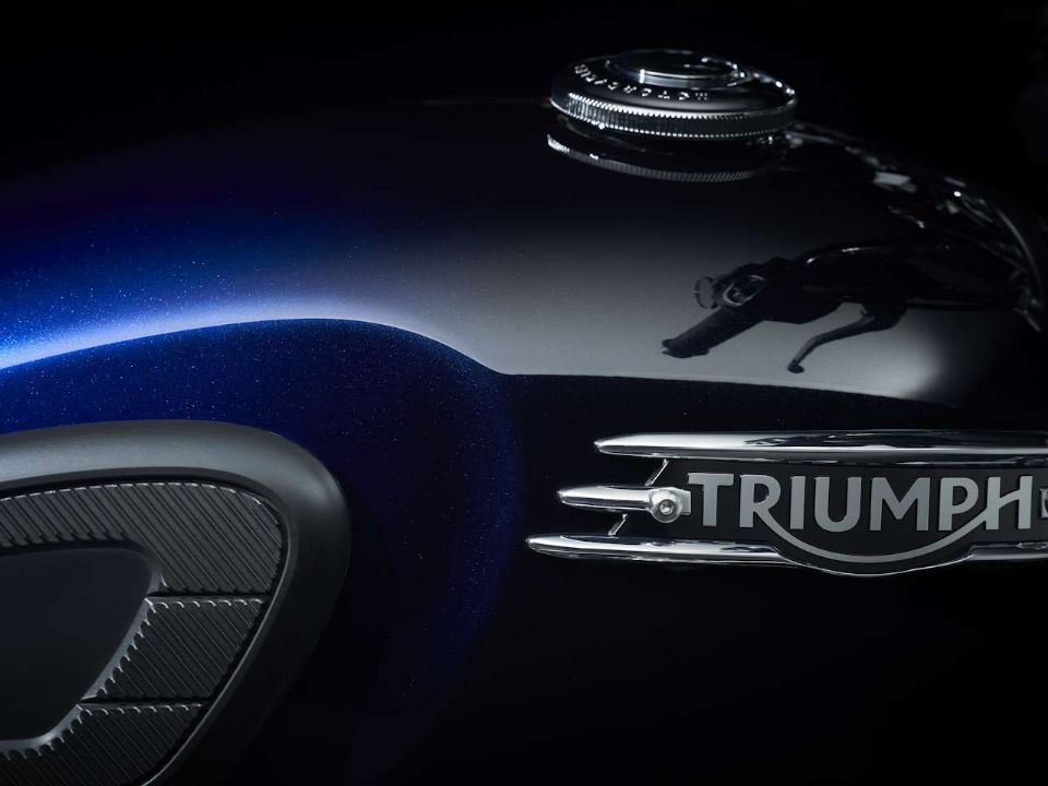 TriumphBonneville T120 2024 - lateral