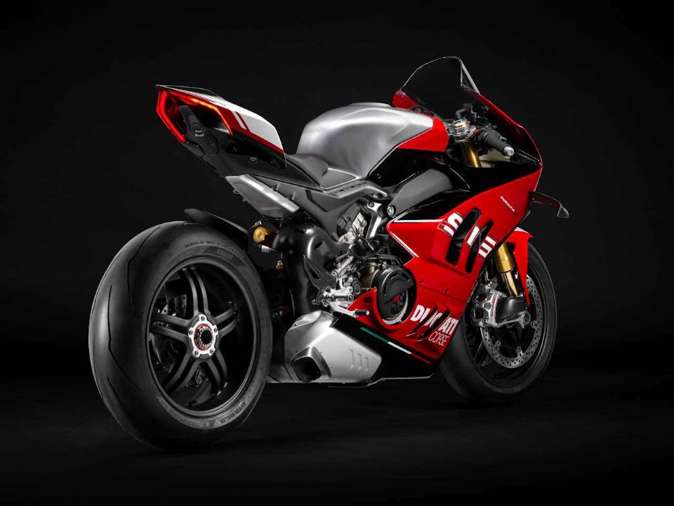 Testamos a nova Ducati Panigale V4S 2023 na pista! - moto.com.br