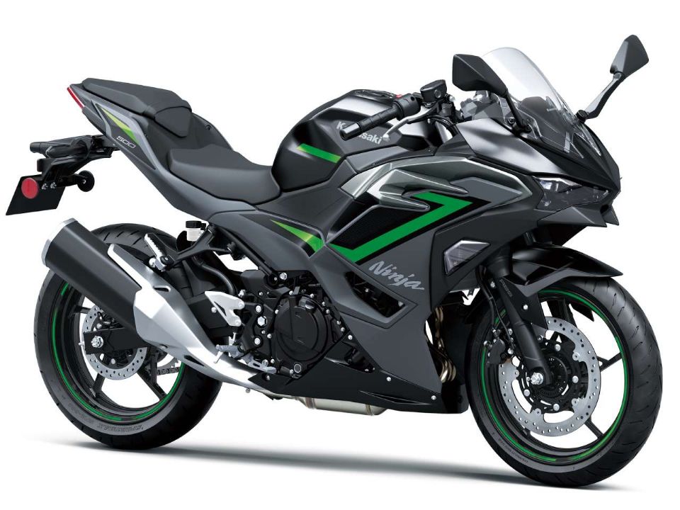 KawasakiNinja 500 2024 - 3/4 frente