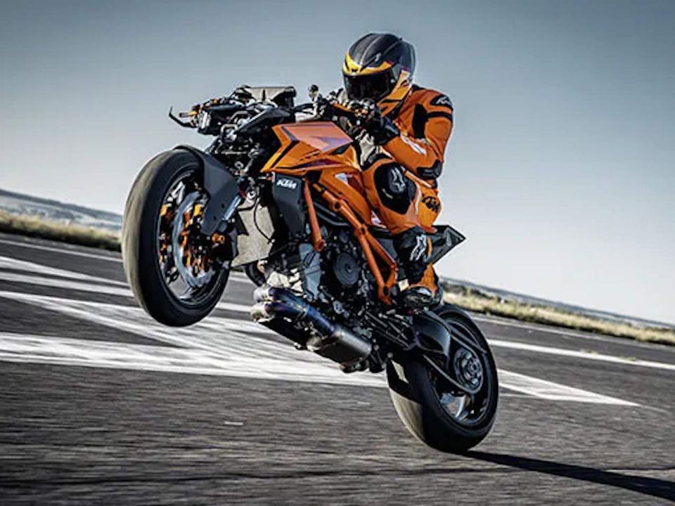 KTM1390 Super Duke R 2024 - 3/4 frente