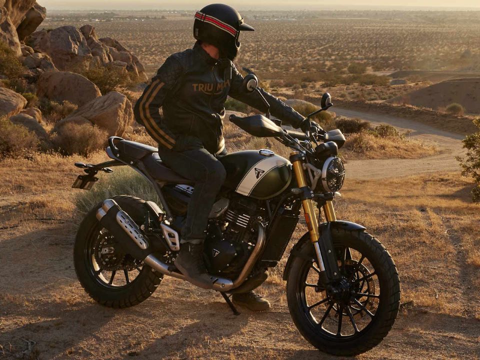 TriumphScrambler 400 X 2024 - 3/4 frente