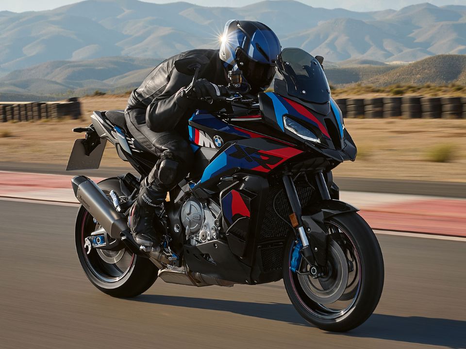 BMWM 1000 XR 2025 - 3/4 frente