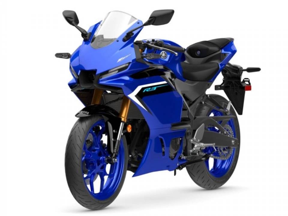 Yamaha R3 2025