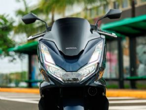 Honda PCX 160 2025 chega com novas cores; veja os preos