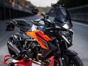 1390 Super Duke GT