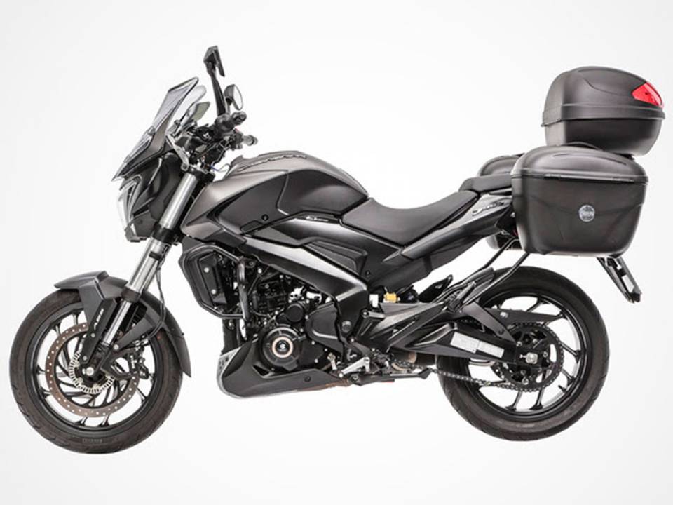 Bajaj Dominar com acessórios da GIVI