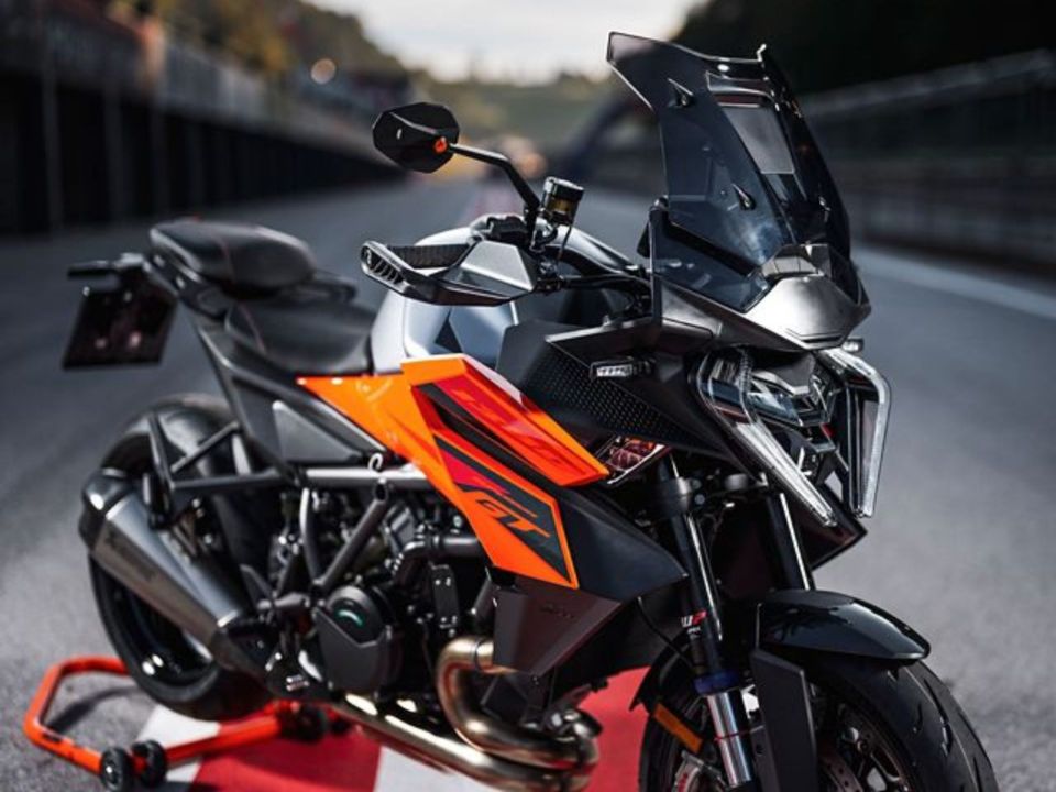 KTM1390 Super Duke GT 2025 - 3/4 frente