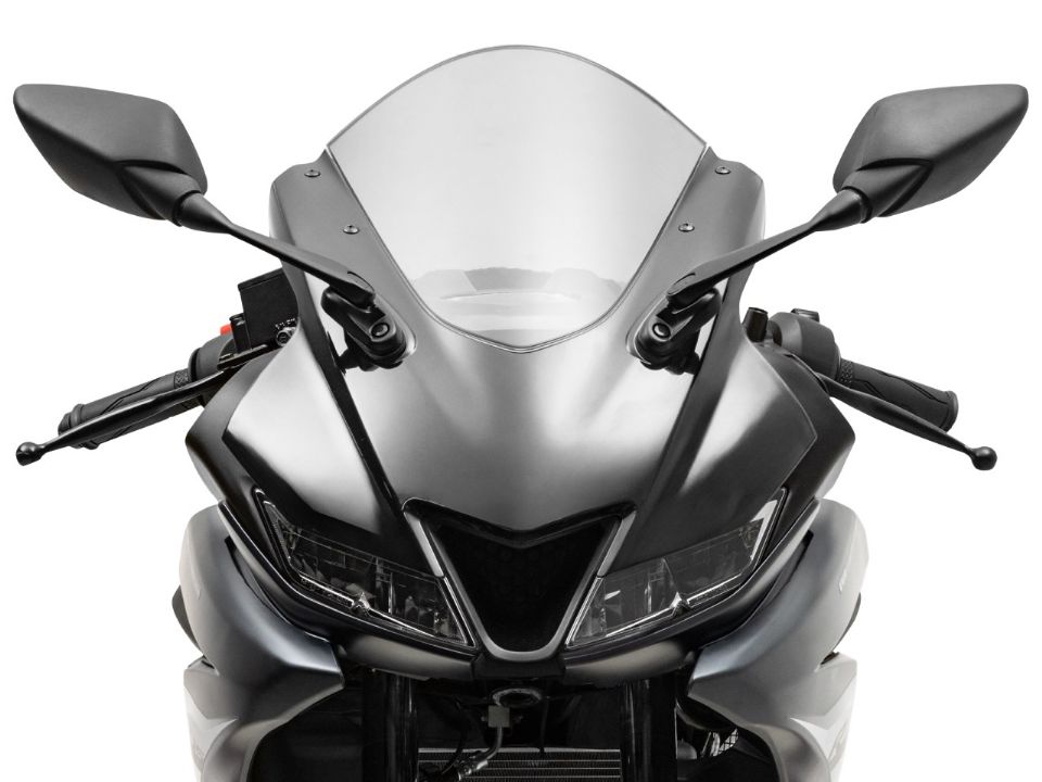 YamahaR15 2025 - frente