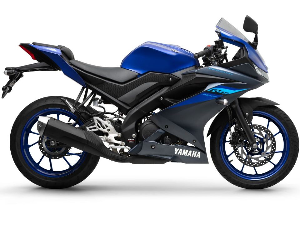 YamahaR15 2025 - lateral