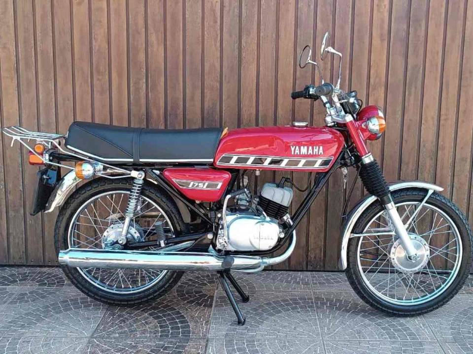 Yamaha RD 75