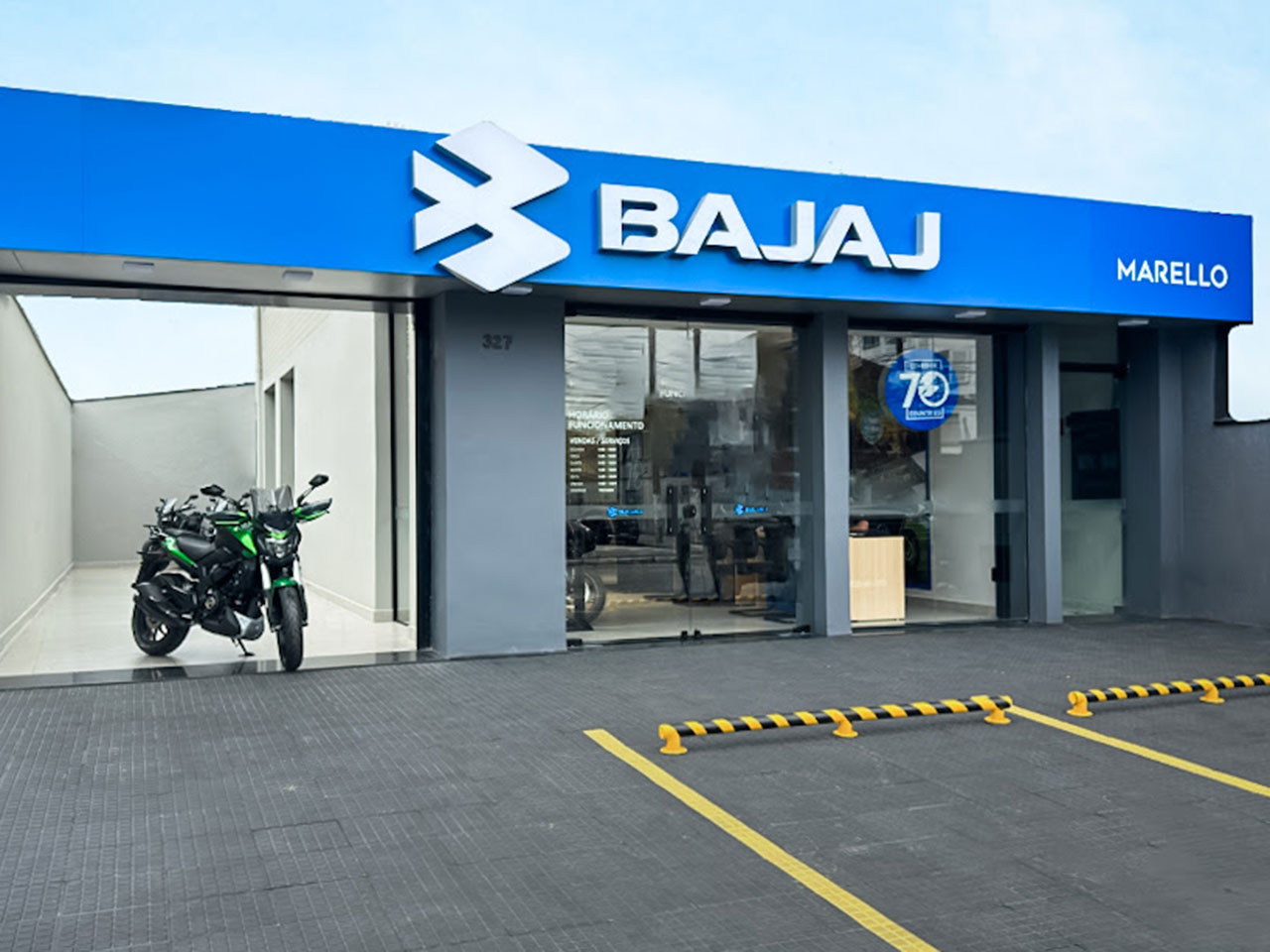 Galeria De Fotos Bajaj Chega Ao Litoral Paulista Com Nova Loja Em Santos Motoo