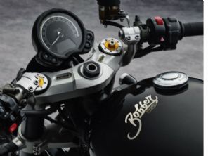 Triumph Bonneville Bobber TFC  edio feita a mo para poucos