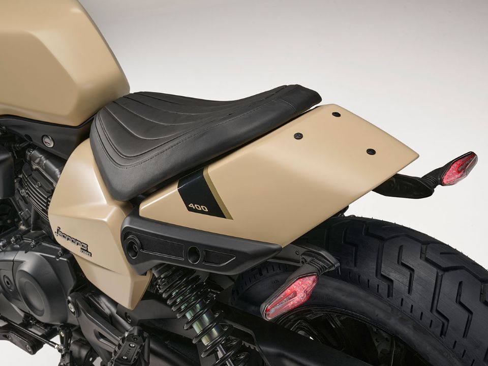 Benelli Leoncino Bobber 400 2024