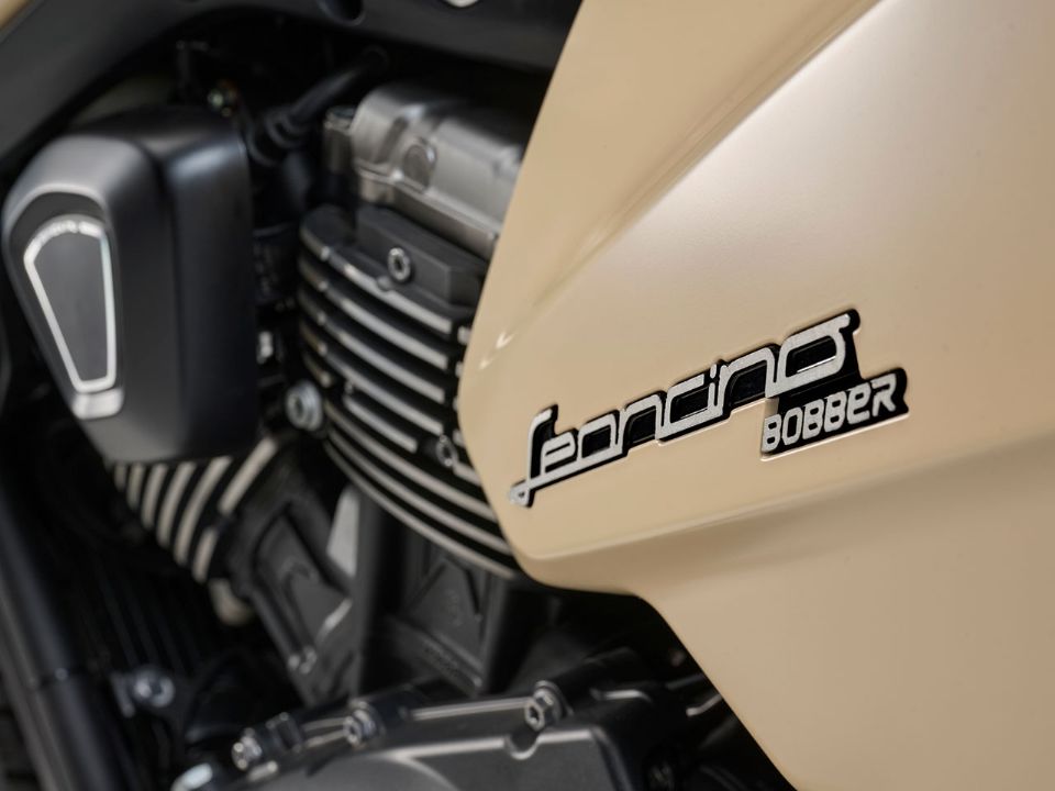 Benelli Leoncino Bobber 400 2025