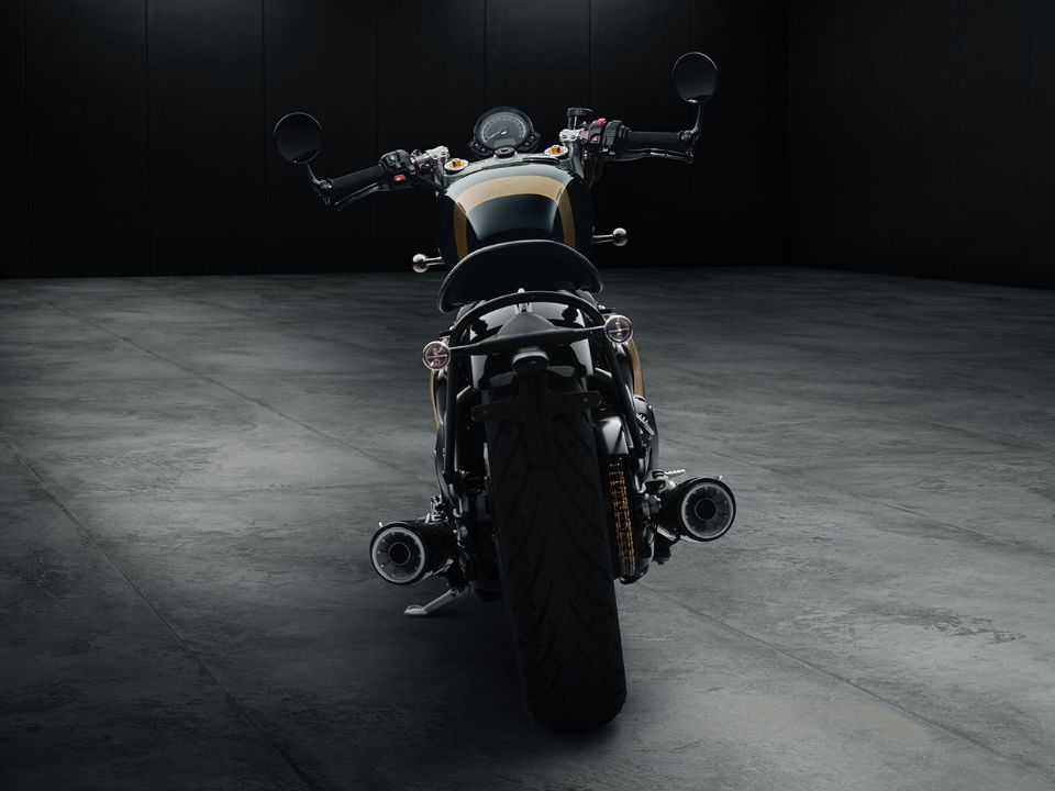 TriumphBonneville 2025 - 3/4 frente