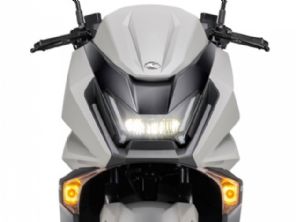 Uma nova scooter moderna para brigar com Honda PCX e Yamaha NMax