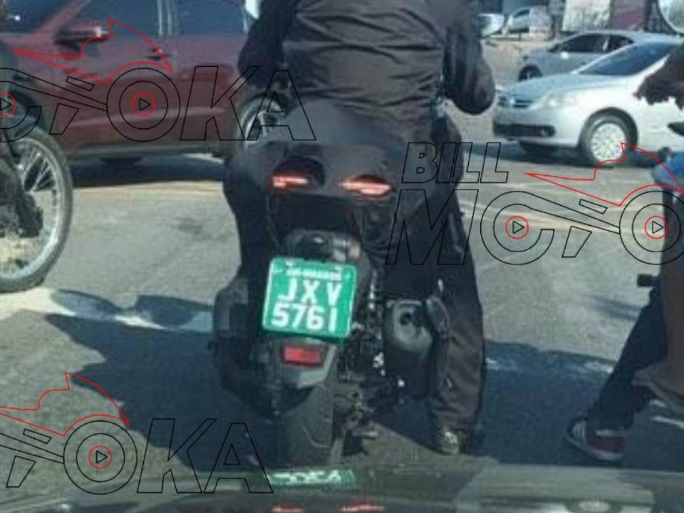 Scooter que lembra a NMax também foi vista