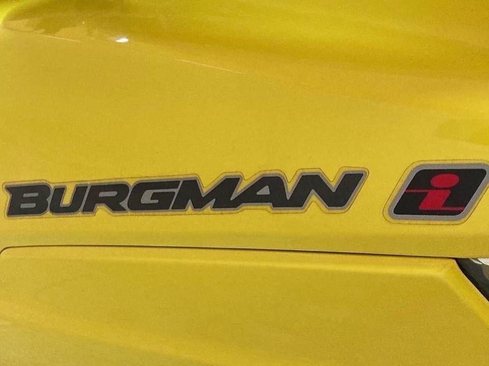 Suzuki Burgman i 2012