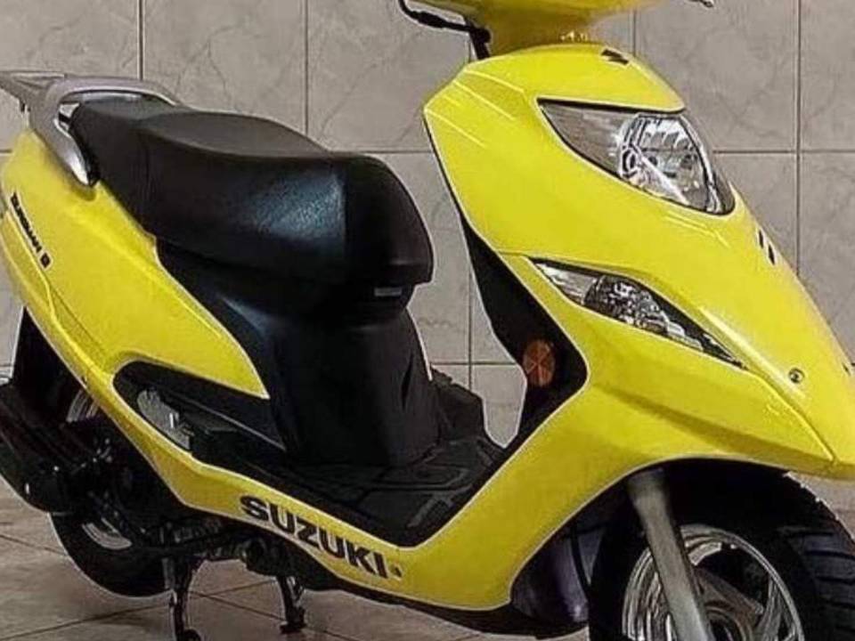 Suzuki Burgman i 2012