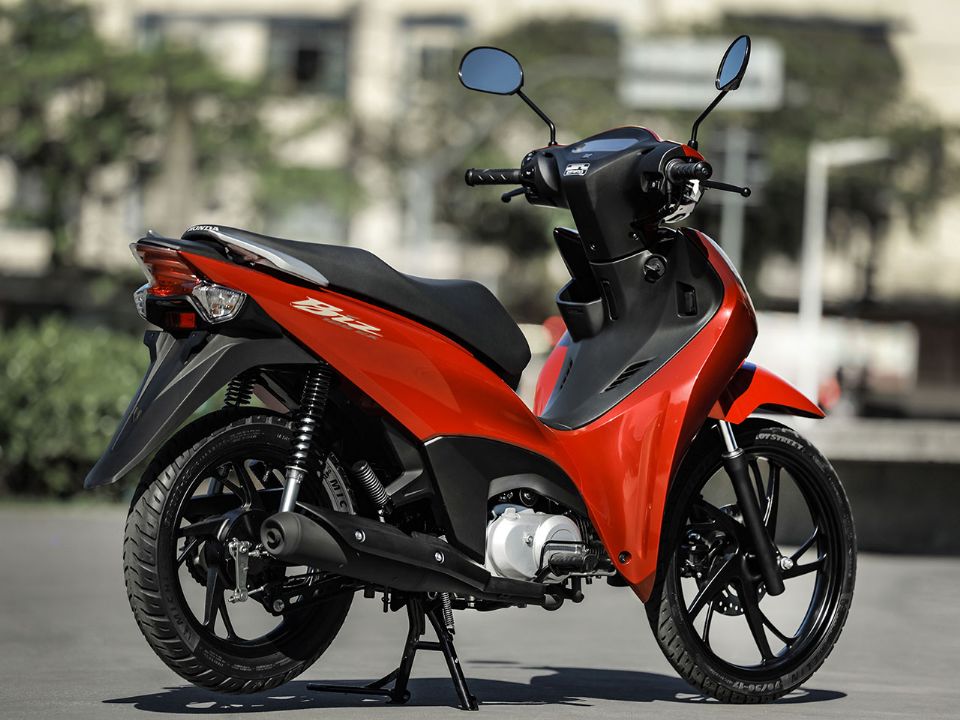 HondaBiz 125 2025 - 3/4 traseira