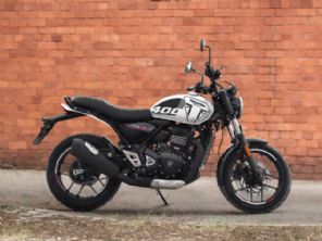 Triumph Speed T4 2025: a mais barata da marca  lanada