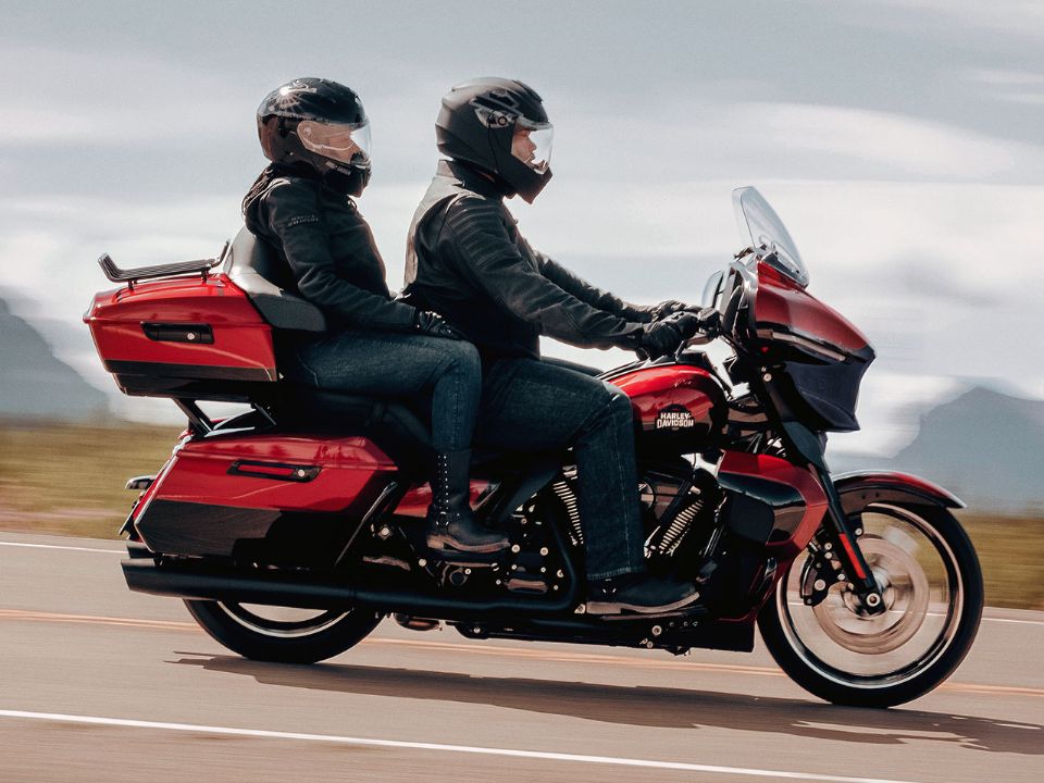 Harley-Davidson CVO Street Glide 2025