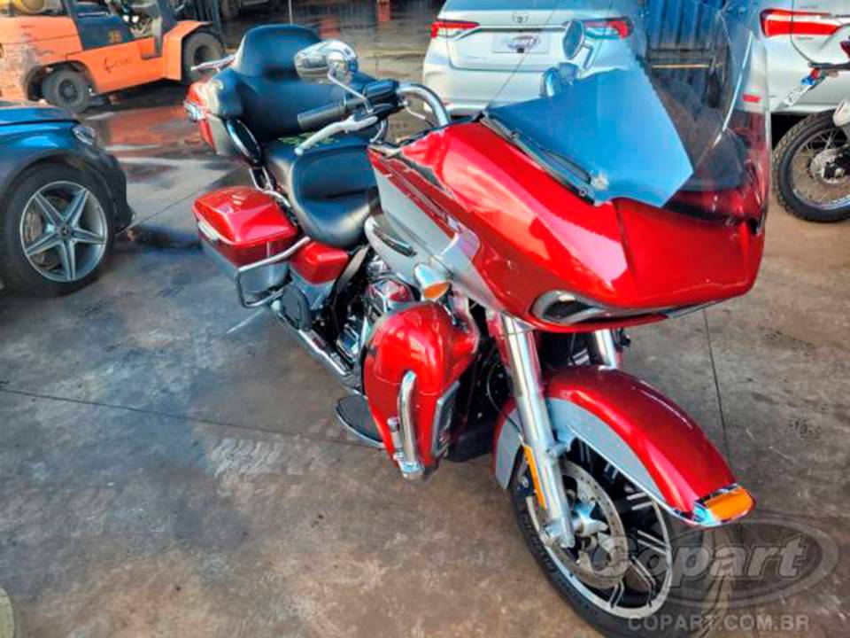 Harley-Davidson Road Glide Ultra em leilo