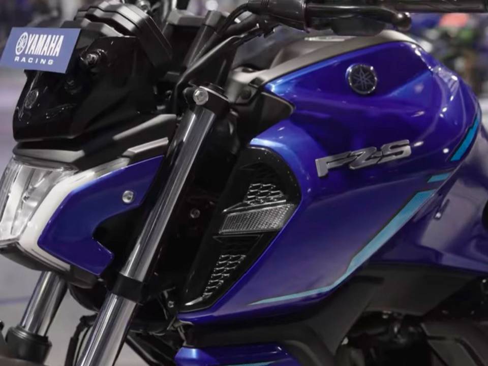 Yamaha FZ-S Hybrid foi lanada na ndia